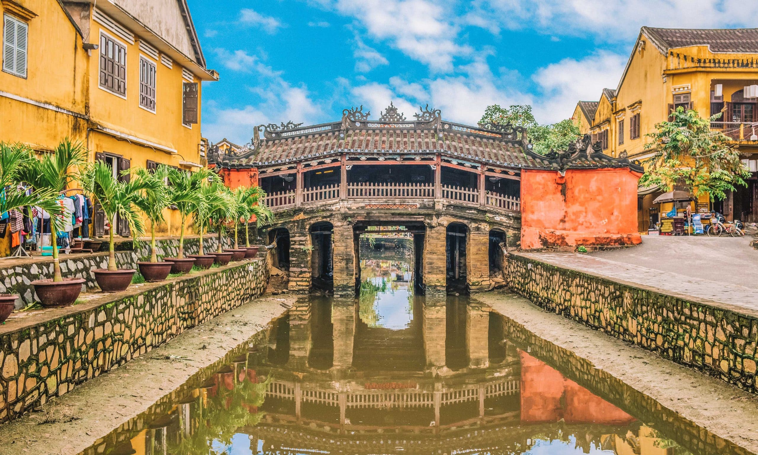 dau an nhat ban tai chua cau hoi an scaled 1